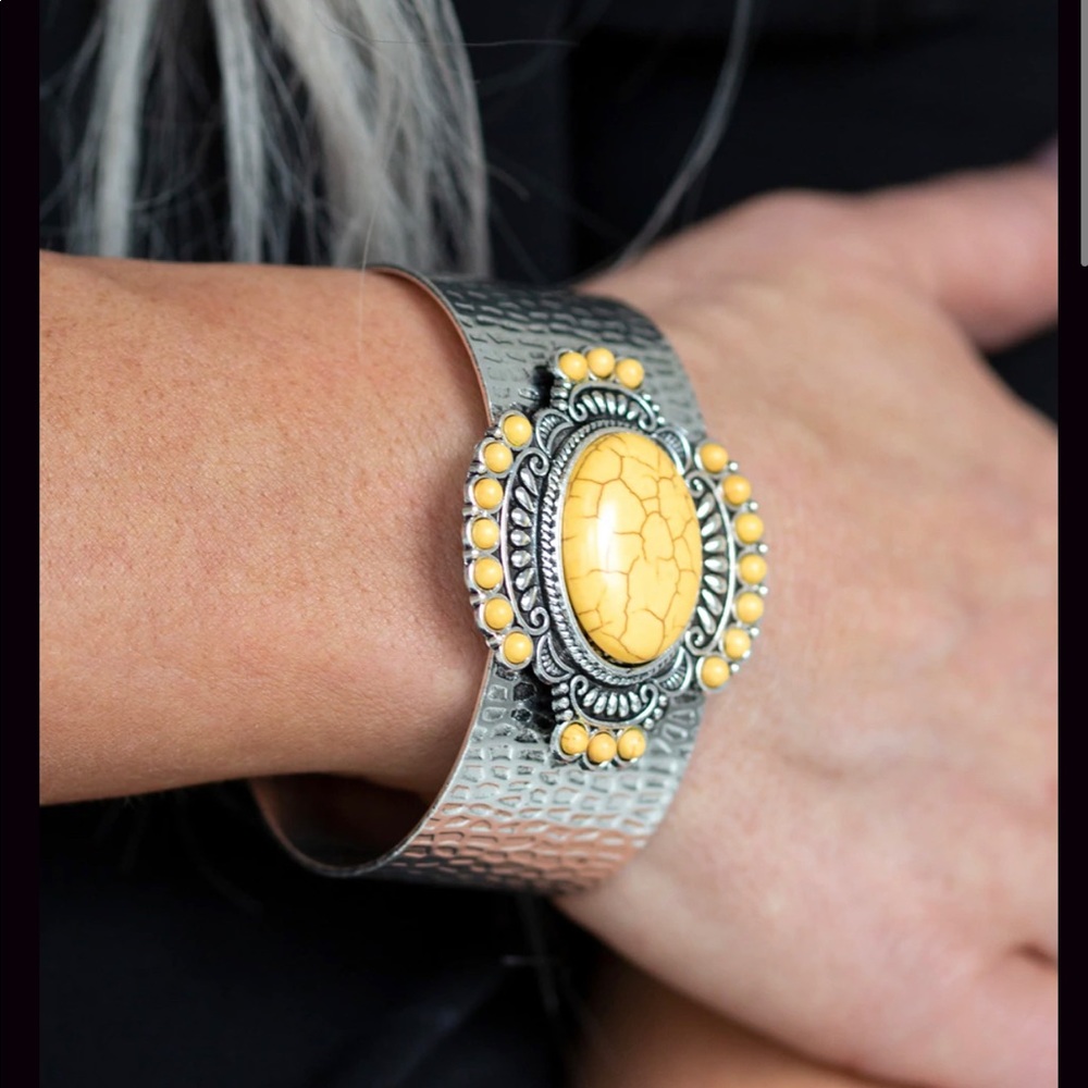PAPARAZZI BRACELET- CANYON CRAFTED- YELLOW